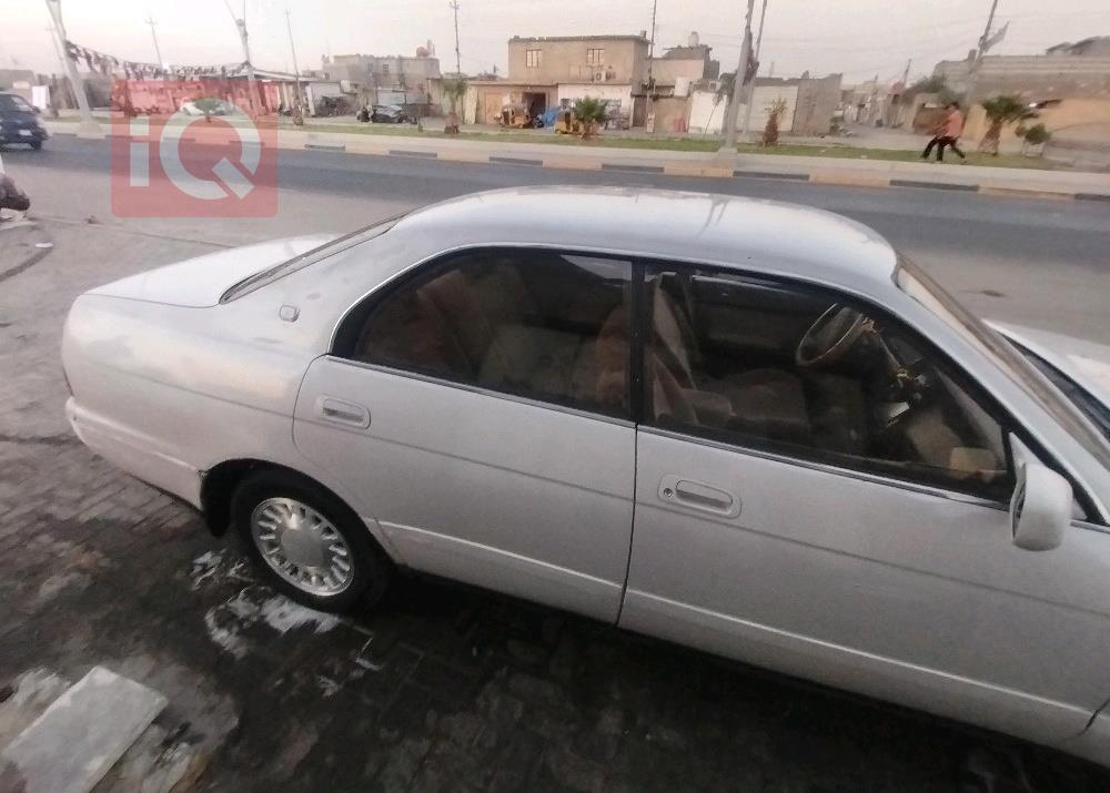 تۆیۆتا کراون